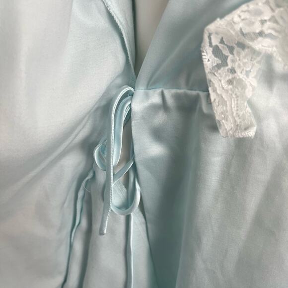Vtg Barbizon Robe Size Small Long Embroidered Lace Detail Pockets Blue Peignoir - Picture 4 of 15